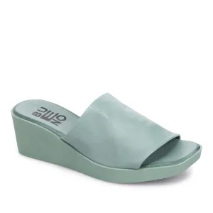 Finley Platform Sandal