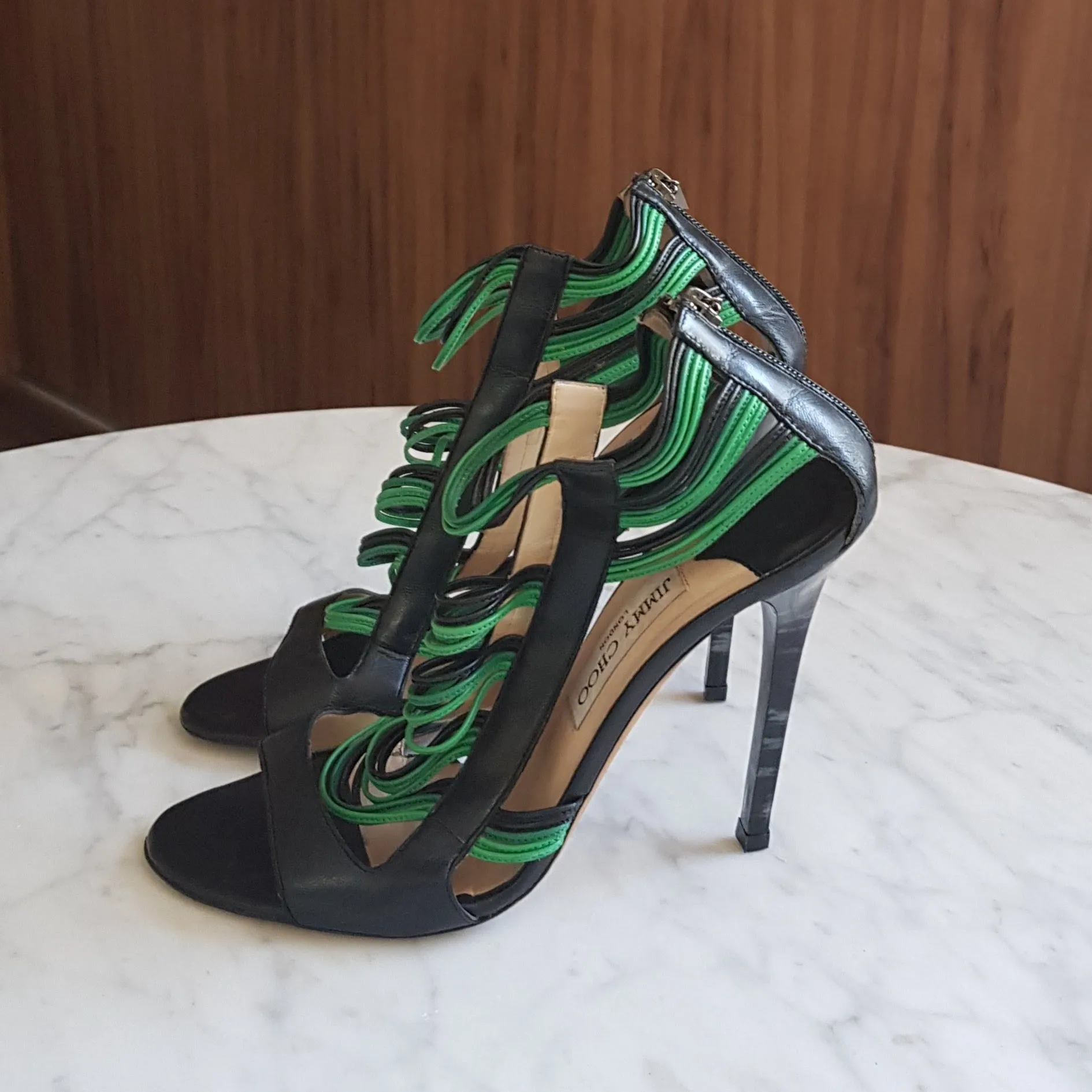 Sandália Jimmy Choo Tiras Verde e Preto