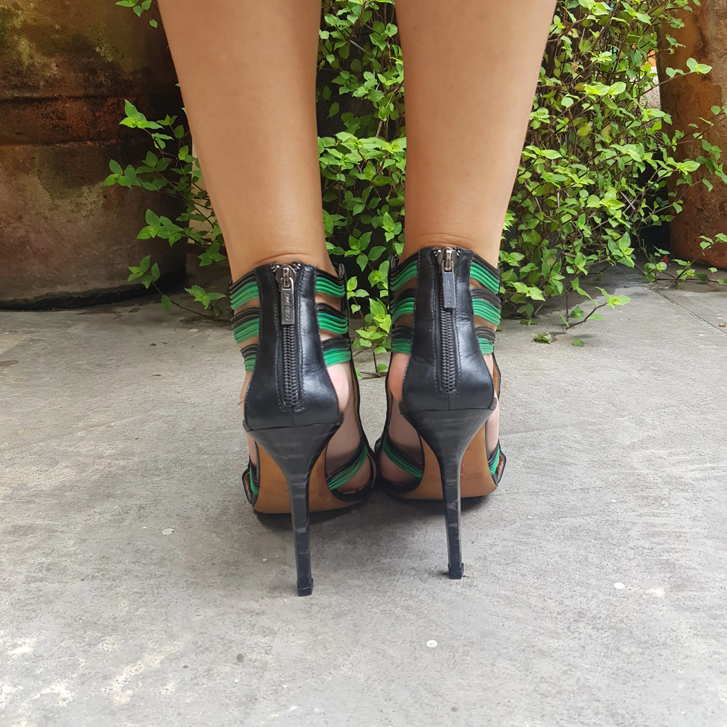 Sandália Jimmy Choo Tiras Verde e Preto