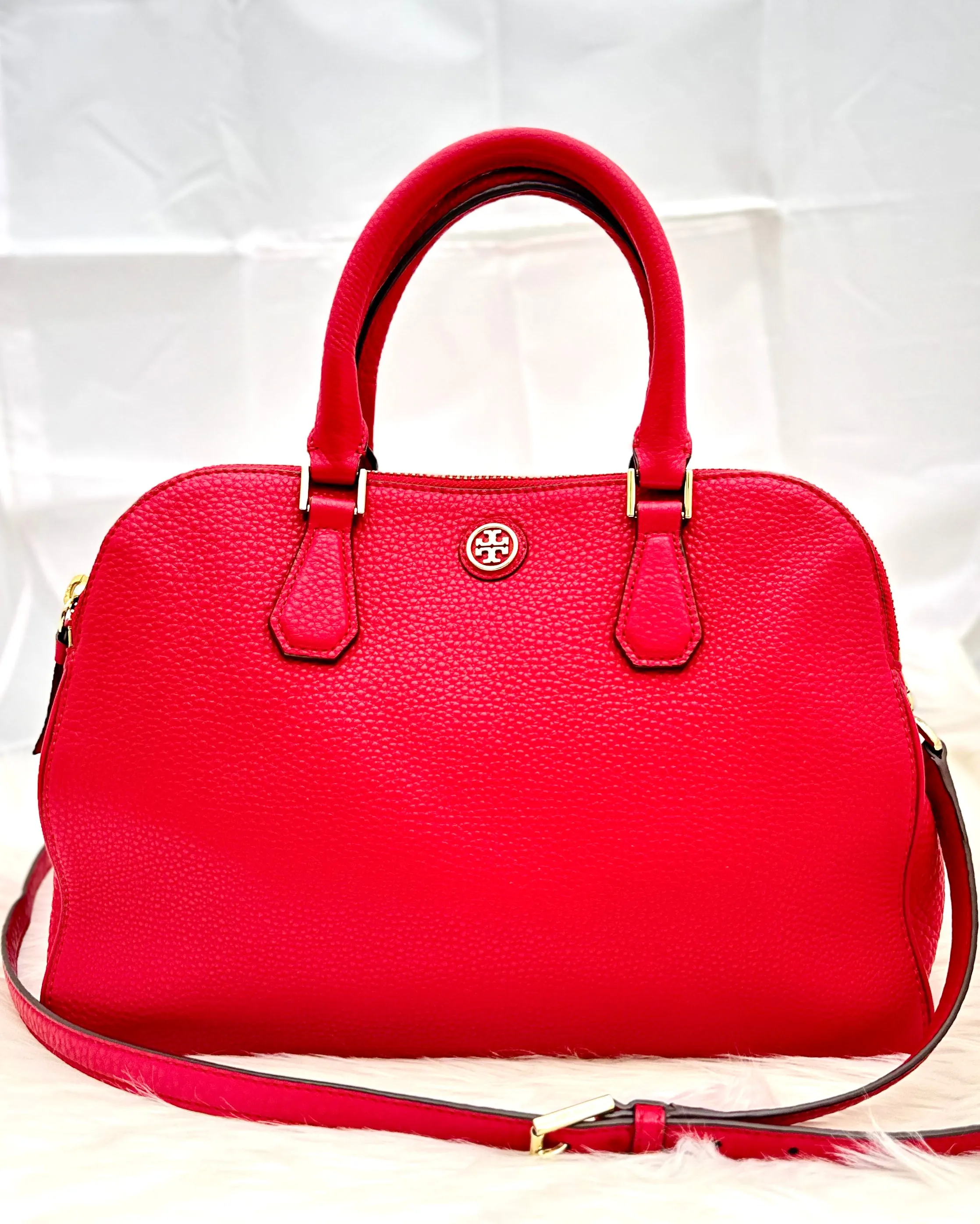 Tory Burch Crossbody (pre owned) is